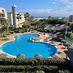 리조트 Agh Canet