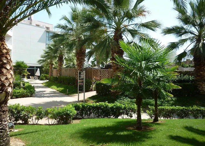 Agh Canet 4*