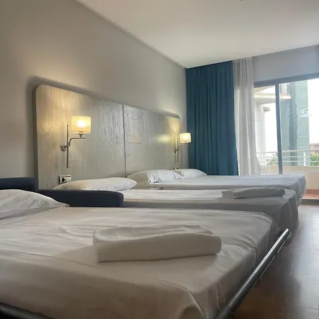 Semesteranläggning (resort) Agh Canet 4*